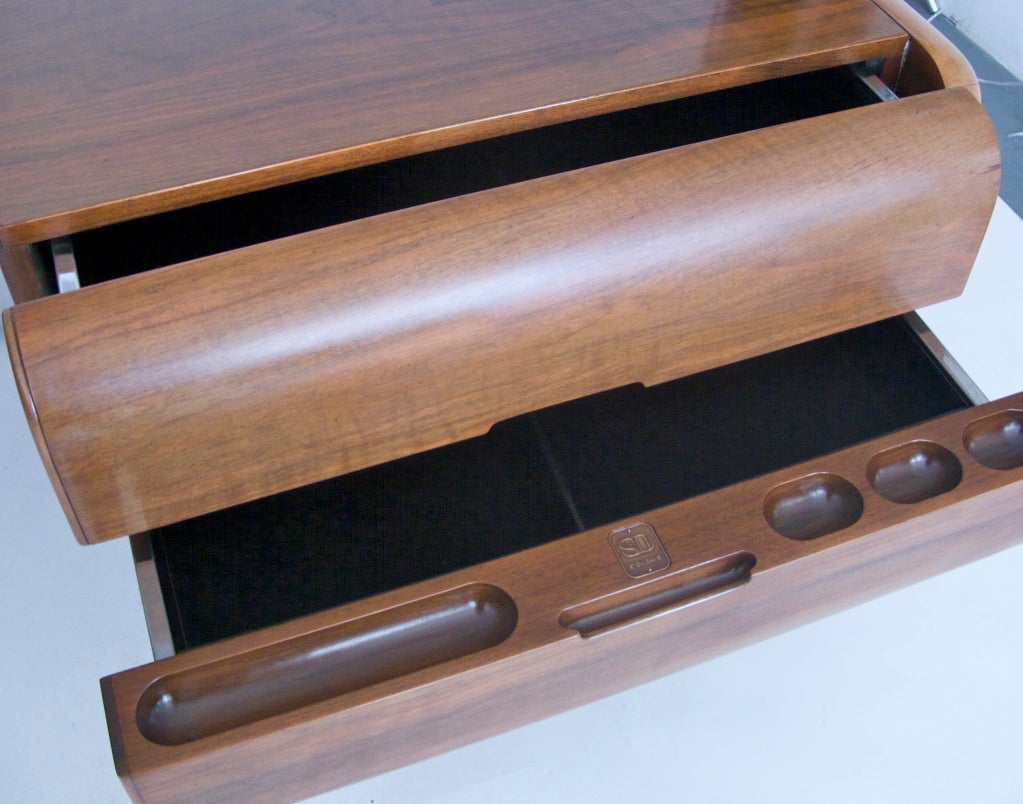 stow davis desk