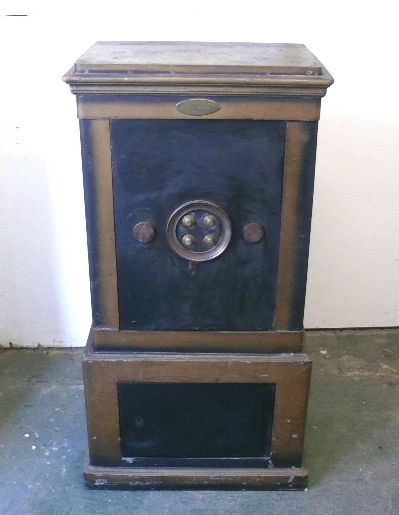 Vintage French Safe by Chabbert Pujol. Metal label on front of piece. Original keys. Great vintage design. Very sturdy.