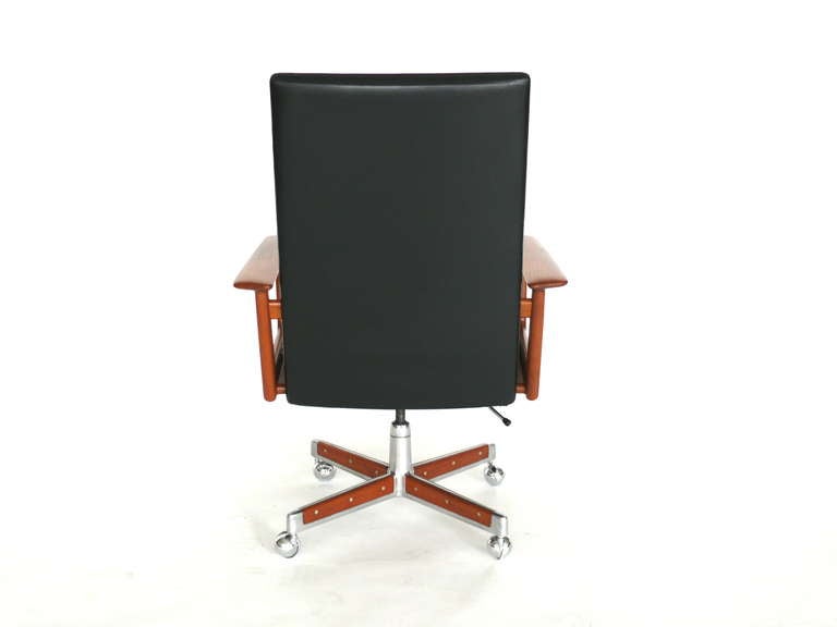 Arne Vodder Desk Chair In Excellent Condition In Beverly Hills, CA