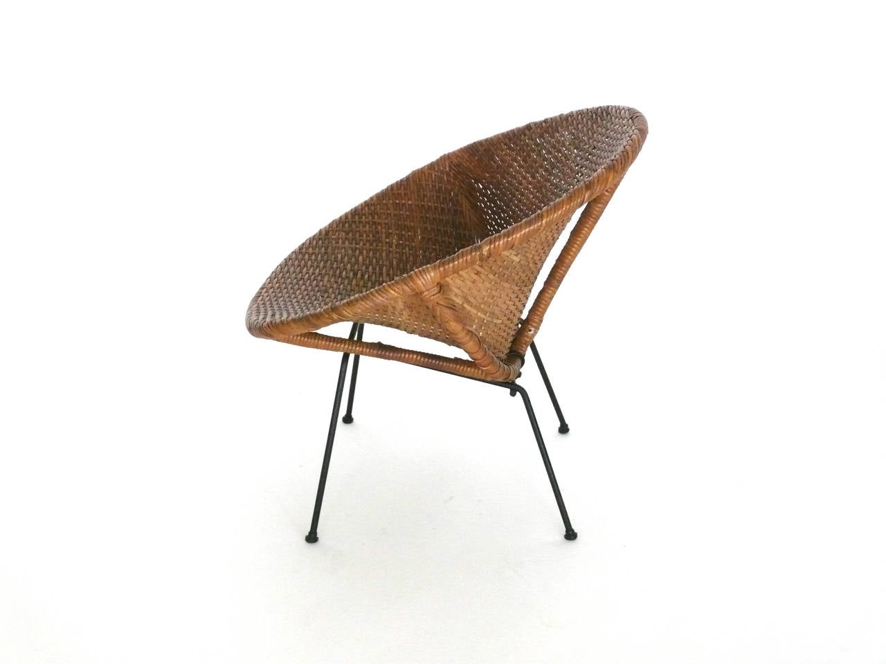 Wicker and Iron Scoop Chair 1