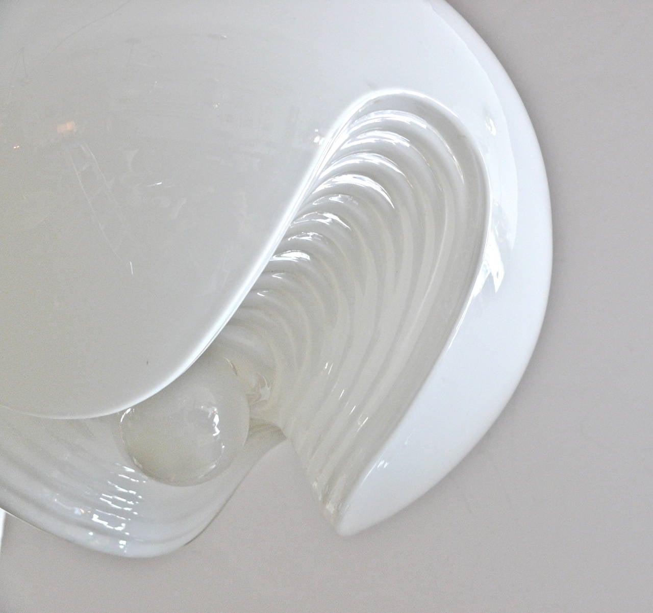 Large Koch and Lowy Milk Glass Pendant In Excellent Condition For Sale In Beverly Hills, CA