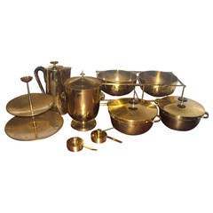 Large Set of Tommi Parzinger Dining Ware for Dorlyn Silversmith, in Brass 11