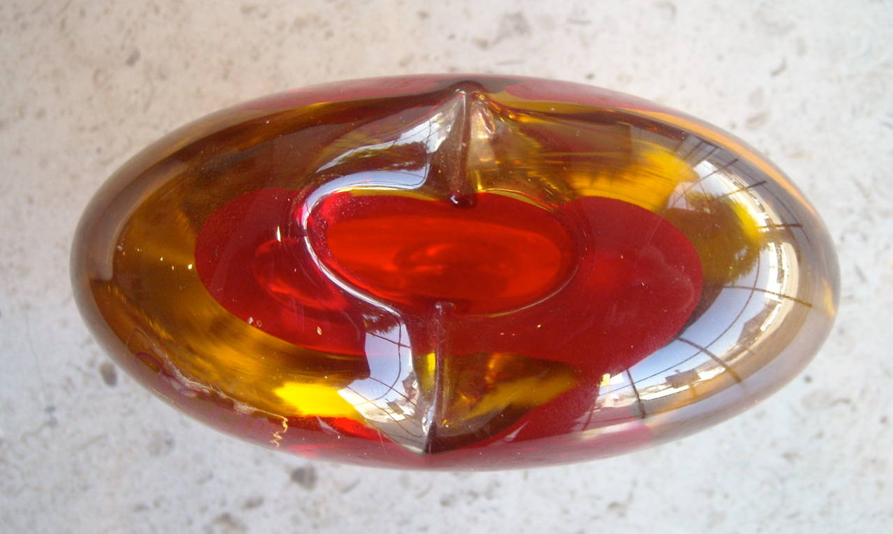 Oggetti Sommerso Murano Glass Heart Red Vase, Perfect Valentine's Day In Excellent Condition In Los Angeles, CA