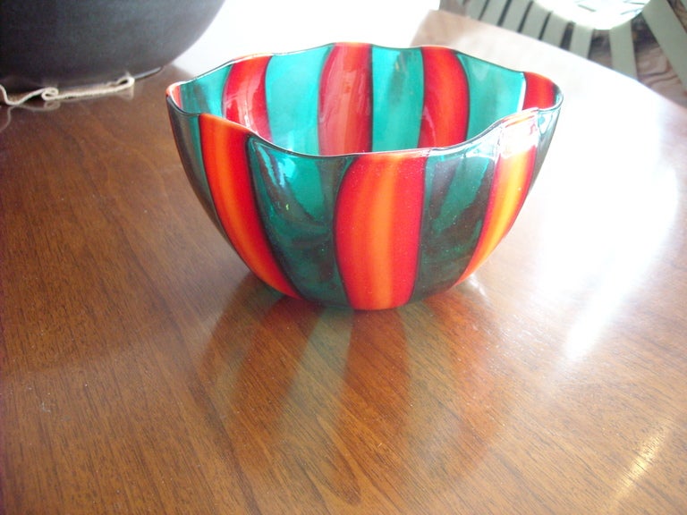 Fulvio Bianconi For Venini Murano Glass Bowl, Signed In Excellent Condition In Los Angeles, CA