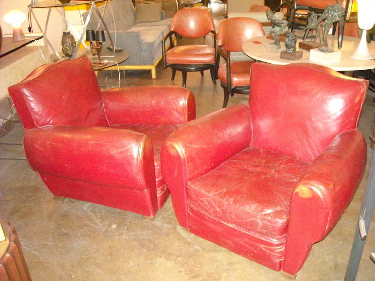 Pair Of Art Deco French Club Chairs In Red Leather. In Fair Condition In Los Angeles, CA