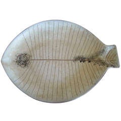 Large Lagardo Tackett Studio Fish Ceramic/Pottery Glazed Platter.