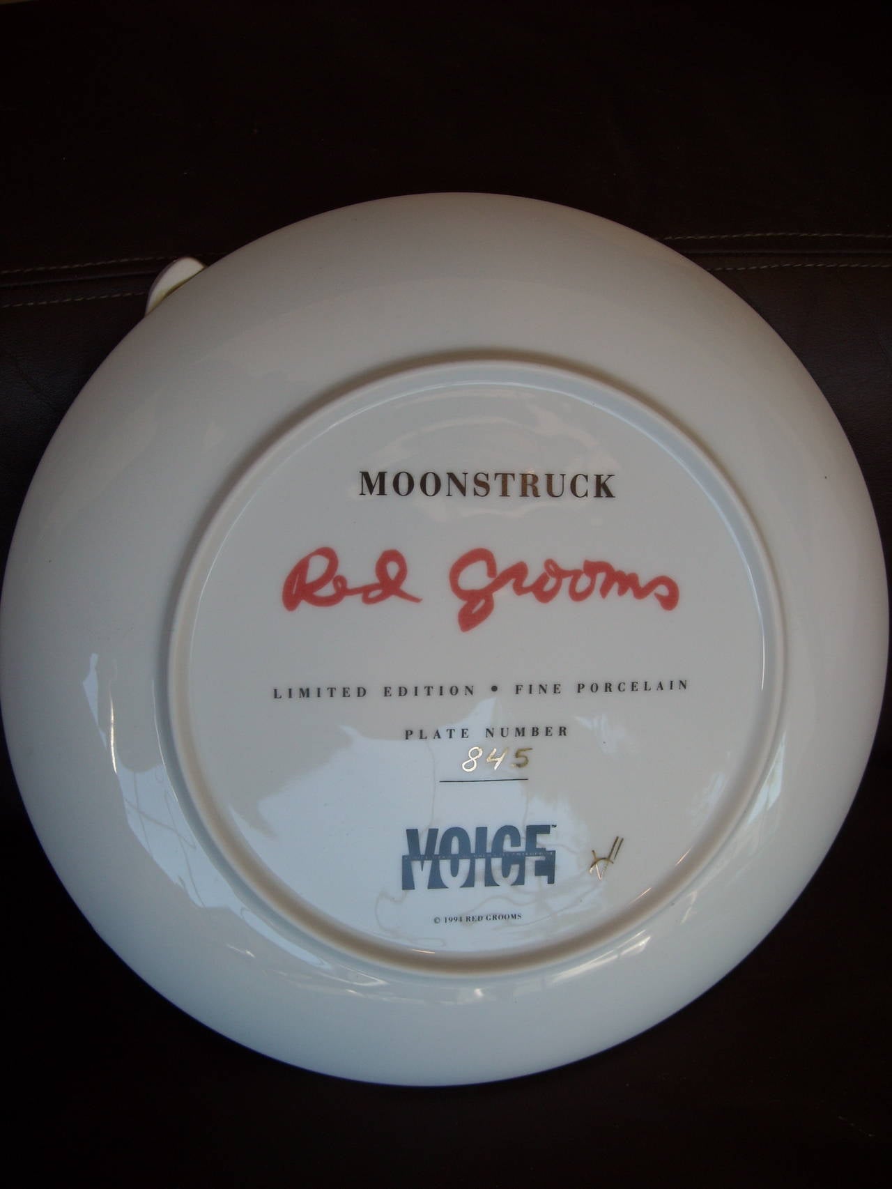 Pop Art, Red Grooms Ceramic Limited Edition Plate Sculpture, Moonstruck In Excellent Condition In Los Angeles, CA