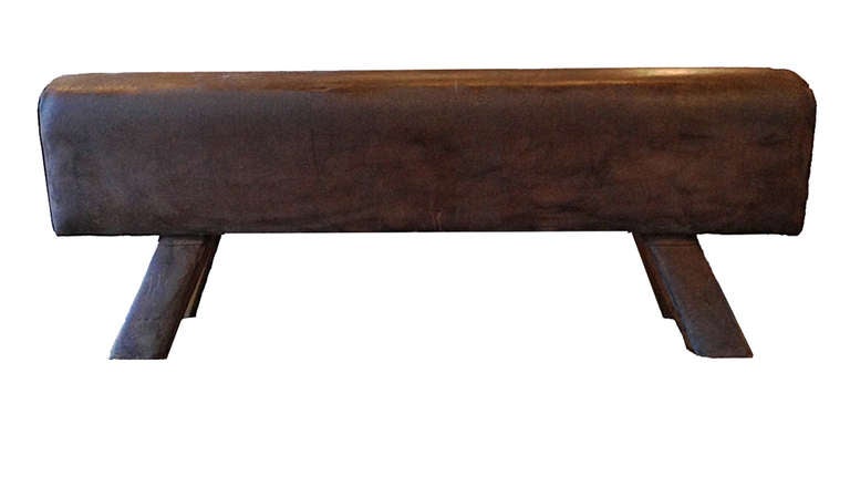 leather bench 3