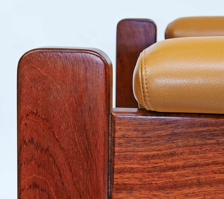 Leather Pair of Lounge Chairs by Saporiti