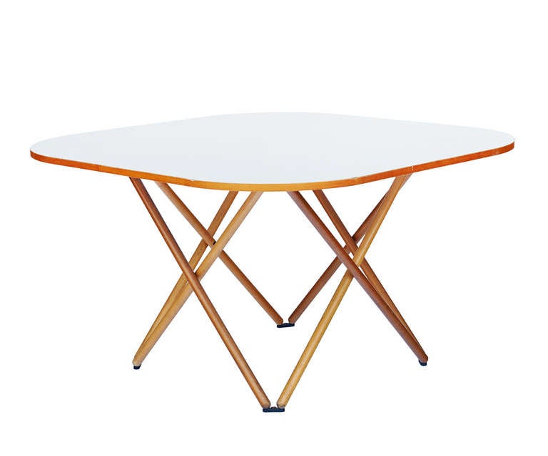 Rare Dining Table by Vico Magistretti 1