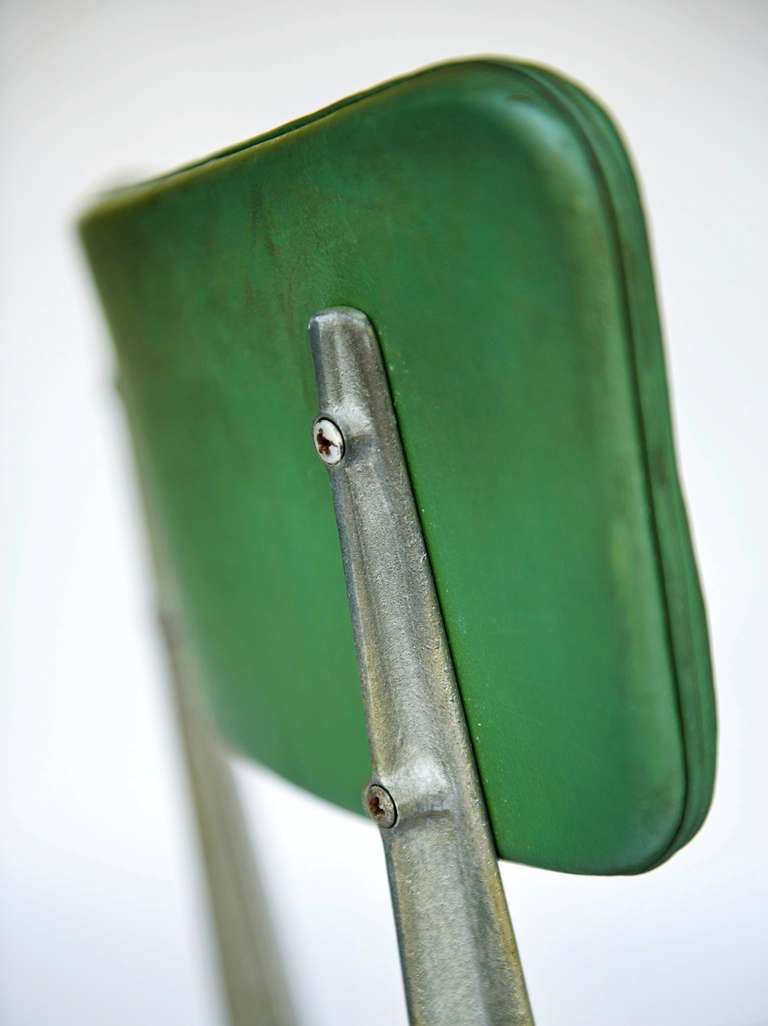 Aluminium Chaise BA3 d'Ernest Race