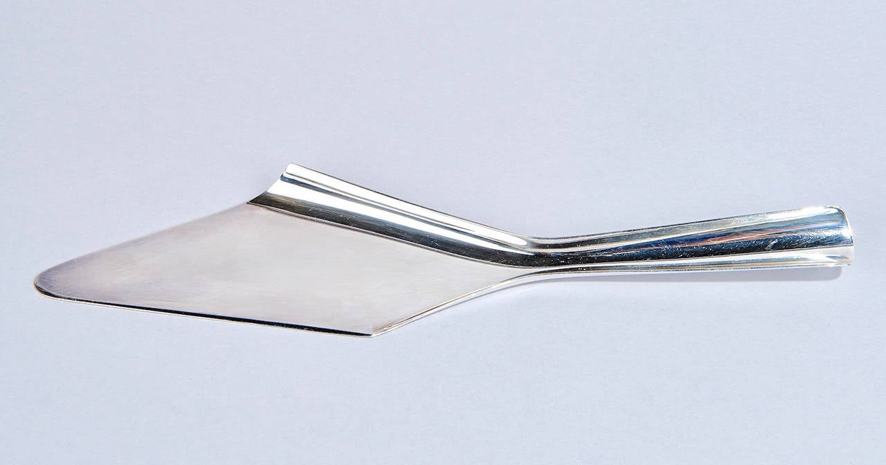 Moderno Coltello da torta placcato in argento di Lino Sabattini