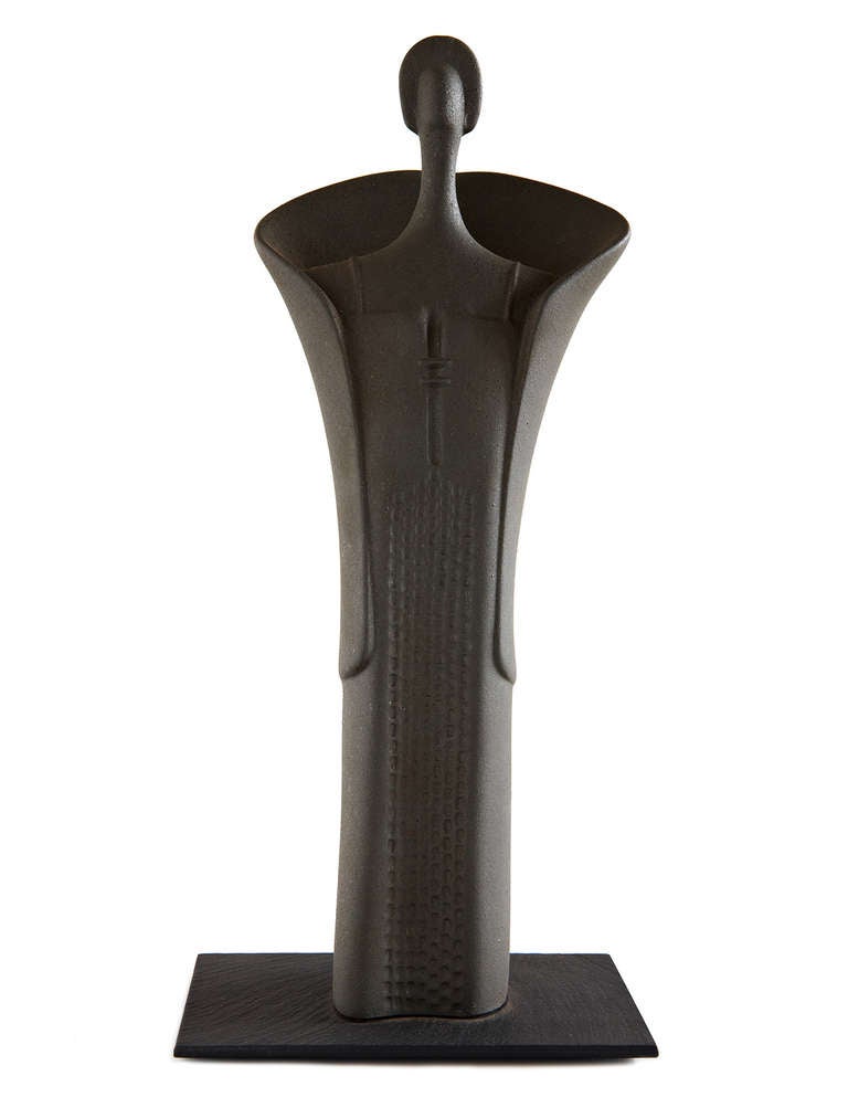 Figure of a Woman by Linea Sette 1