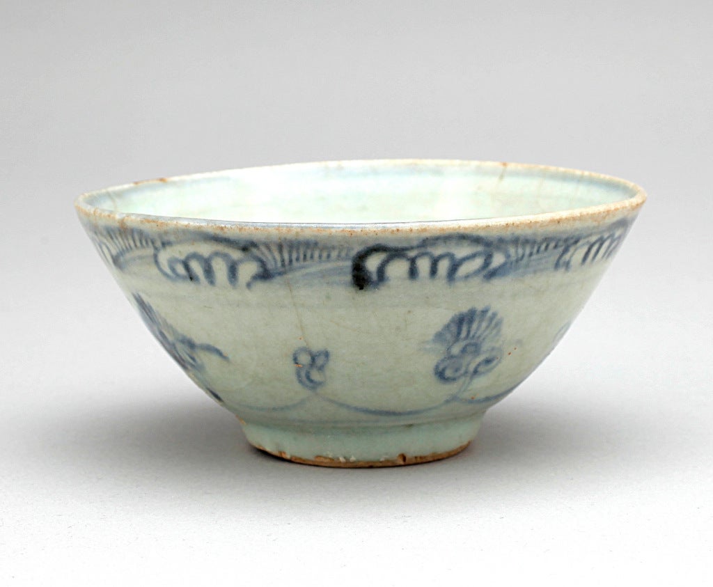 Ming Dynasty Porcelain Bowl at 1stdibs