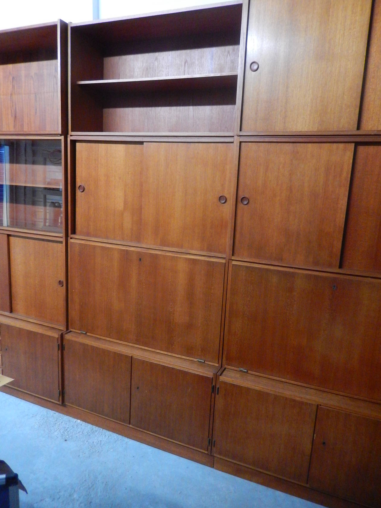 shrunk wall unit