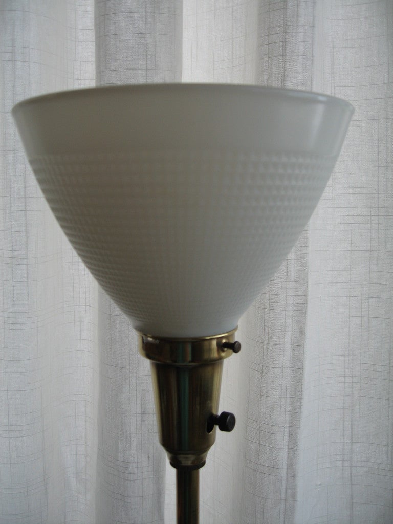 Large Asian Form Stiffel Table Lamp In Excellent Condition In Southfield, MI