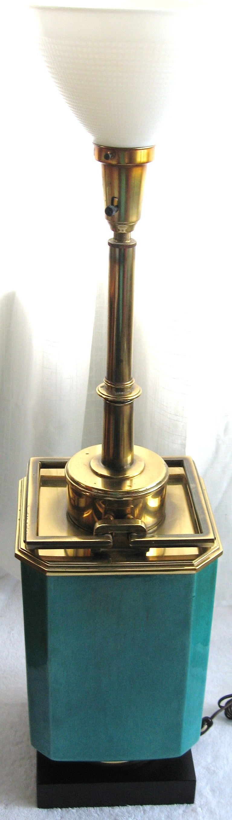 Hollywood Regency Style Stiffel Asian Form Table Lamp 1