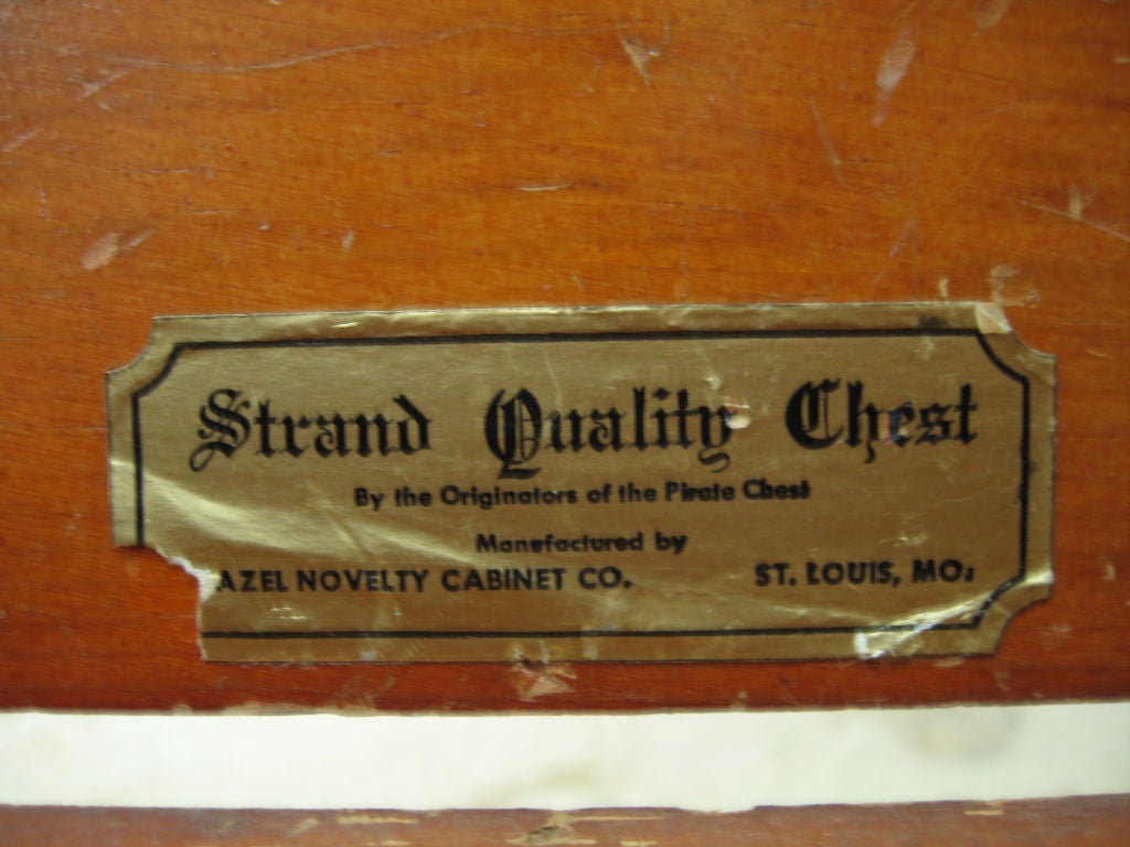 Rare Strand Toy Chest With Space Age Graphics 5