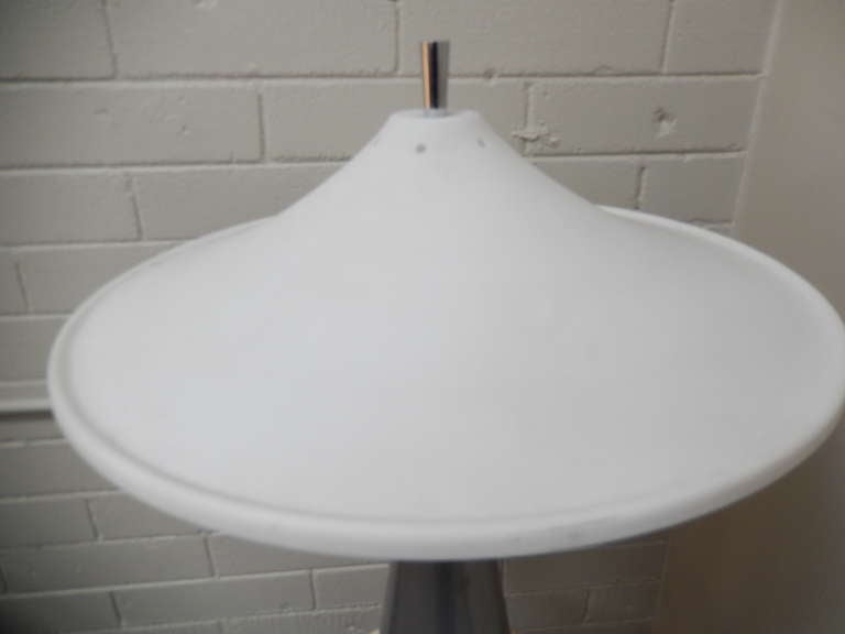 Disney UFO Saucer Lamp In Excellent Condition For Sale In Southfield, MI