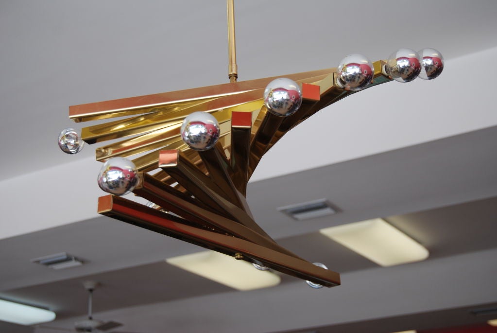 Mid-20th Century GAETANO SCIOLARI SPIRAL CHANDELIER