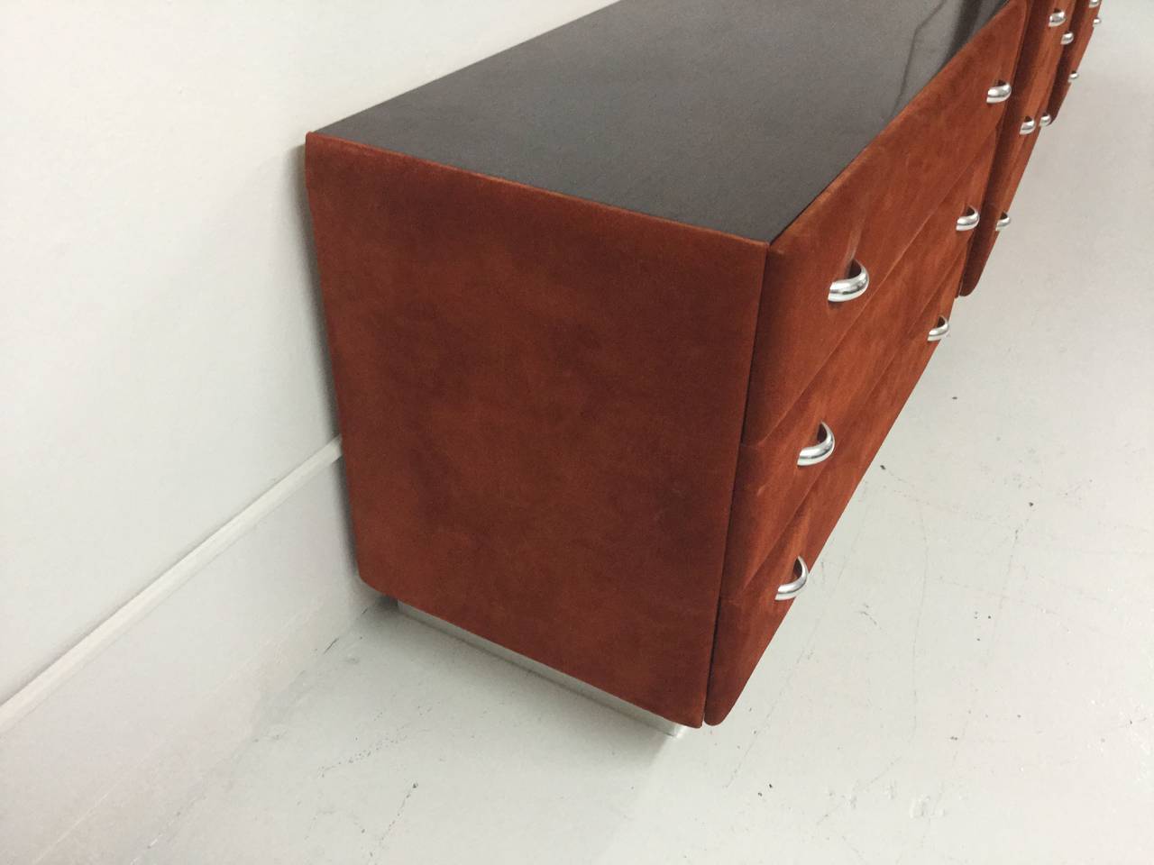 Three Italian Suede Chests In Excellent Condition For Sale In Miami, FL