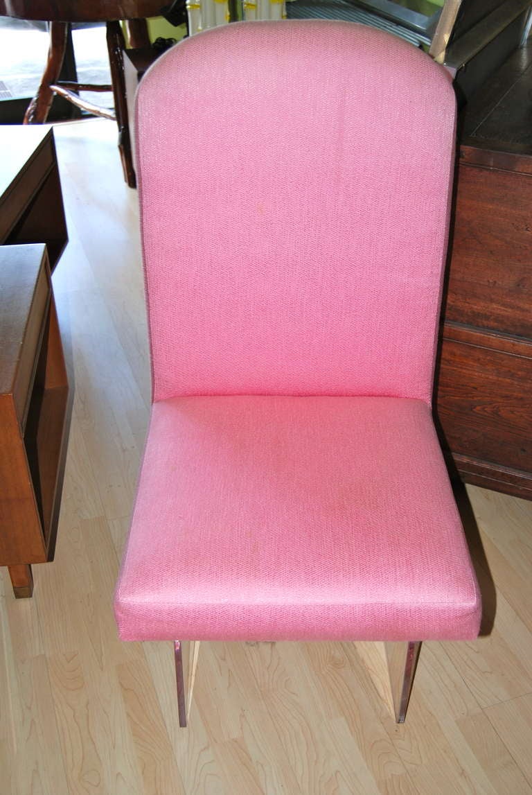Set of Six Dining Room Chairs with Lucite Bases In Good Condition For Sale In Miami, FL