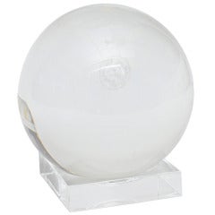 Boule de cristal " signée Baccarat " français