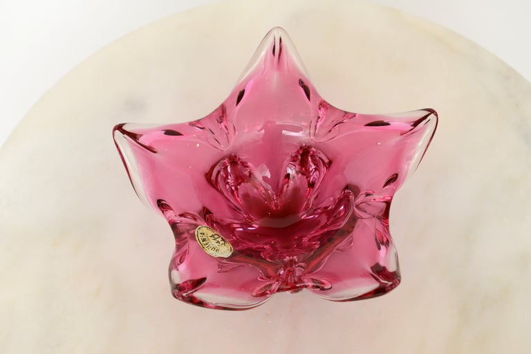 Amazing Pink Star Bohemia Czech Glass Bowl In Excellent Condition In North Miami, FL