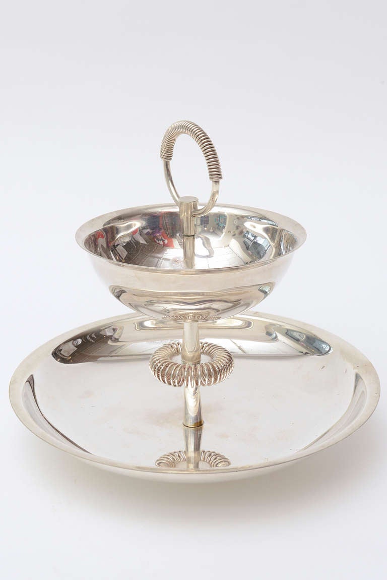 Tommi Parzinger Style Silver Plate Serving Piece Mid-Century Modern Barware In Good Condition For Sale In North Miami, FL