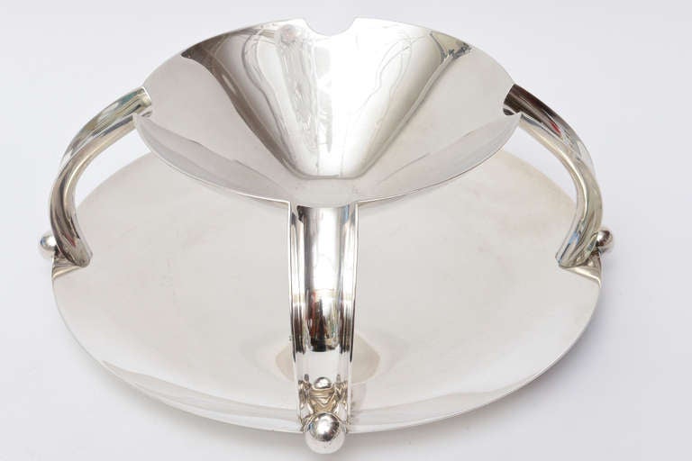 20th Century Exquisite Italian Lino Sabattini Silver Plate Centerpiece Serving Tray and Bowl