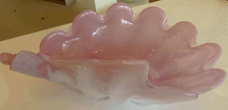 Murano Opalalescent Pink Monumental Shell Glass Bowl 2