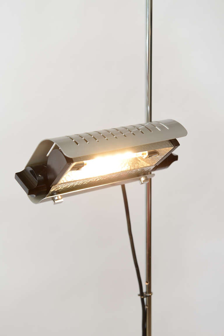 Joe Colombo Italian Alogena for Oluce Adjustable Light Floor Lamp Vintage For Sale 3