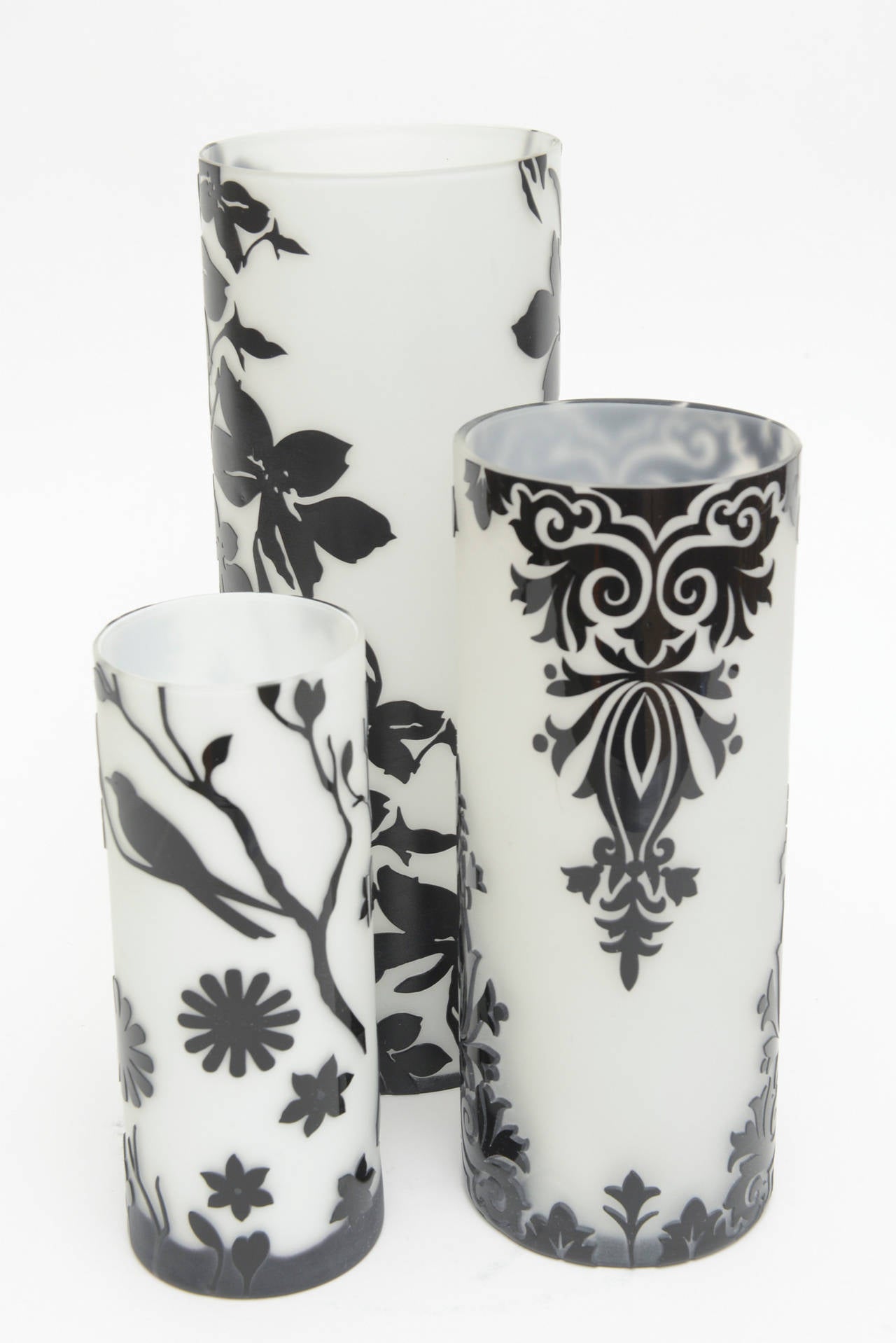 Three Beautiful Dramatic Cameo Glass Black and White Graduated Vases 1