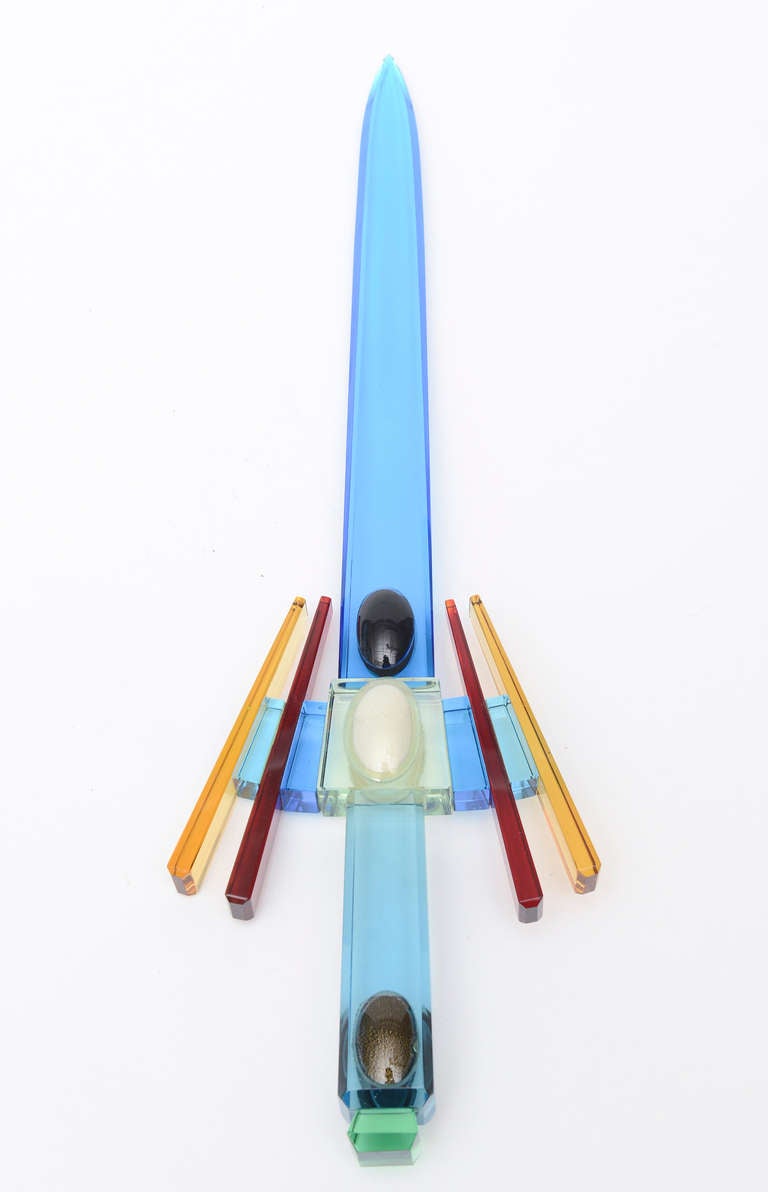 This unbelievable vintage glass Italian Murano object or sculpture or glass sword has the most gorgeous colors, signed Venini Murano Itlalia