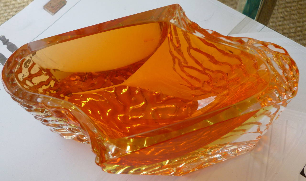 Rare and Beautiful Italian Murano Campanella Sommerso Asymmetrical Glass Bowl 1