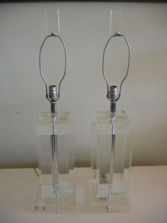 Pair Architectural Lucite Lamps with Lucite Finials by R.Lewin at 1stDibs