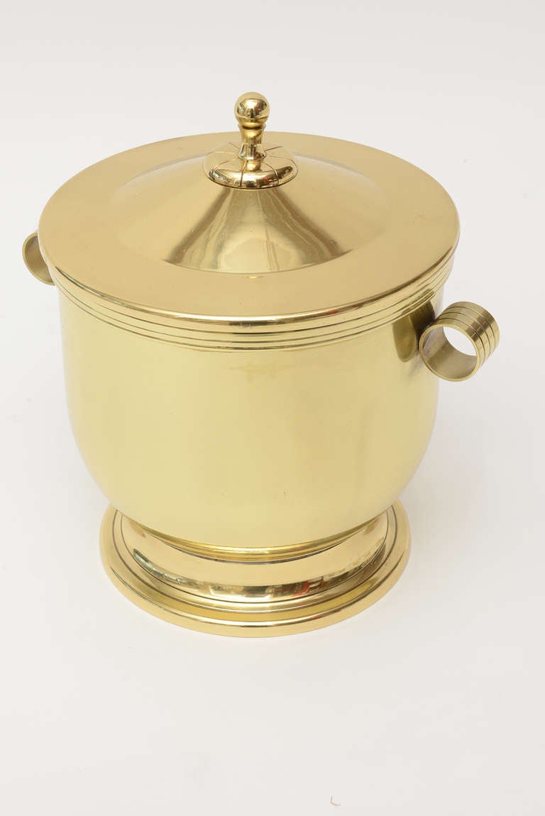 Tommi Parzinger Mid-Century Modern Brass and Glass Ice Bucket In Excellent Condition In North Miami, FL