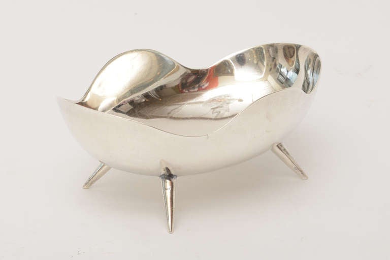 Mexican Hallmarked Signed Sterling Silver Sculptural Bowl