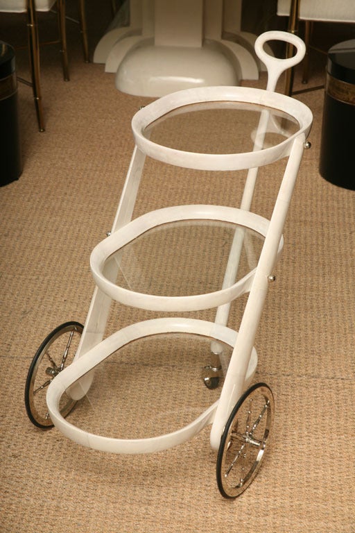 Sculptural Italian Aldo Tura Lacquered Modernist Goatskin Bar Cart In Excellent Condition In North Miami, FL