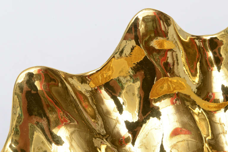 Magnificent Buccellati 24 Carot Gold Overlay over Porcelain Monumental Shell In Good Condition In North Miami, FL
