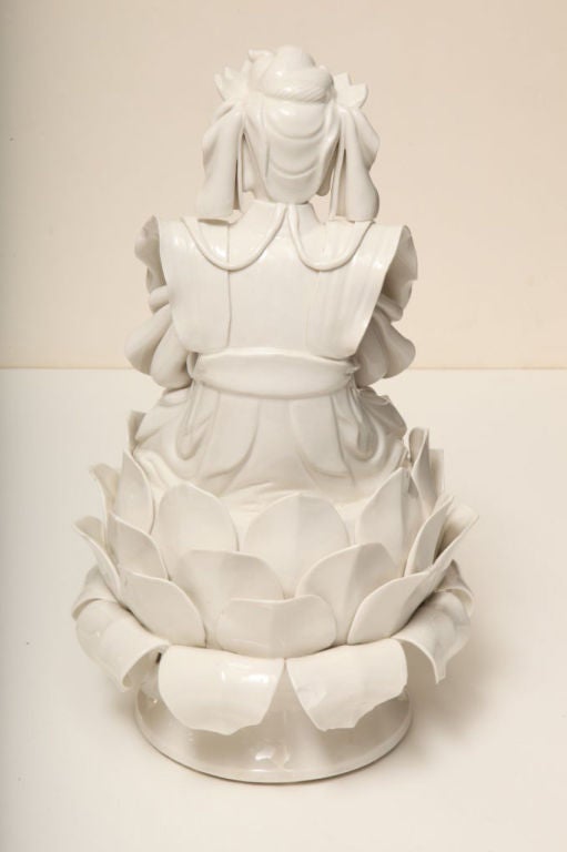 Chinese Stunning Porcelain Kuan Yin Goddess Of Compassion Statue