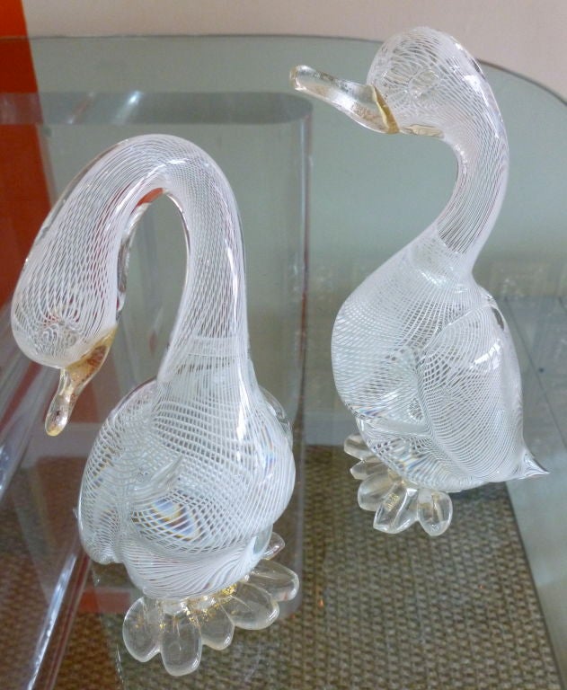 Pair of Italian Murano Glass Latticino Birds 3