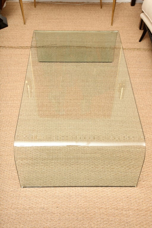 20th Century Signed Italian Fiam Waterfall Bent Glass Cocktail Table For Pace