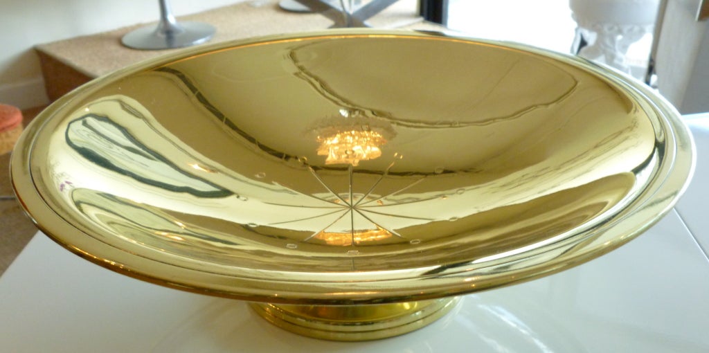 Tommi Parzinger Pedestal Footed Polished Brass Bowl In Good Condition In North Miami, FL