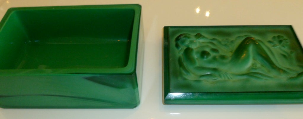 Sensual  Art Deco Czech Rare Malachite Glass Lidded Box 1