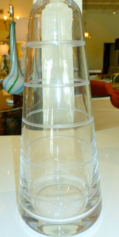 Christofle Modernist Crystal Decanter Barware In Good Condition For Sale In North Miami, FL