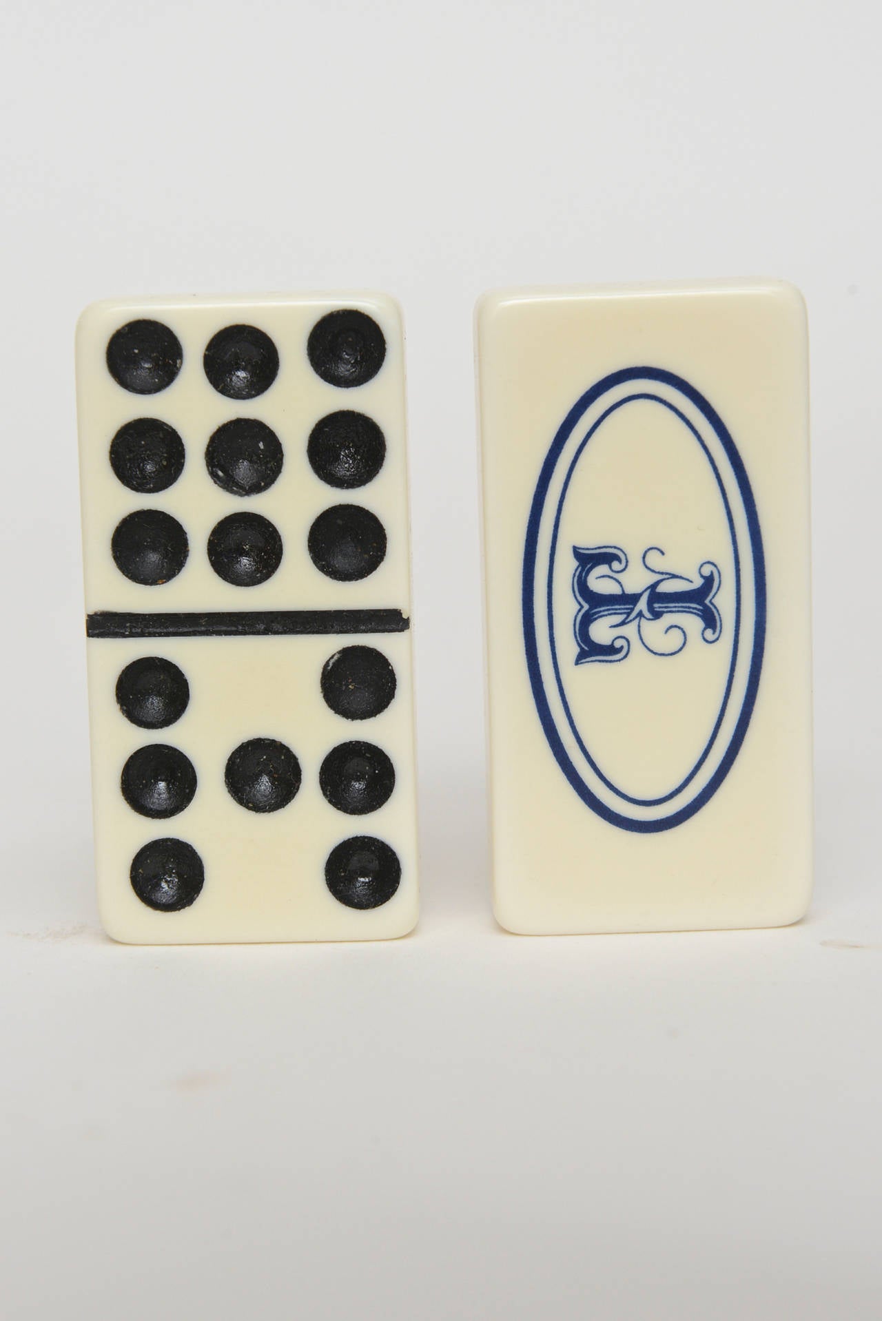 Mid-Century Modern Vintage Bakelite Domino Set in Original Wood Box
