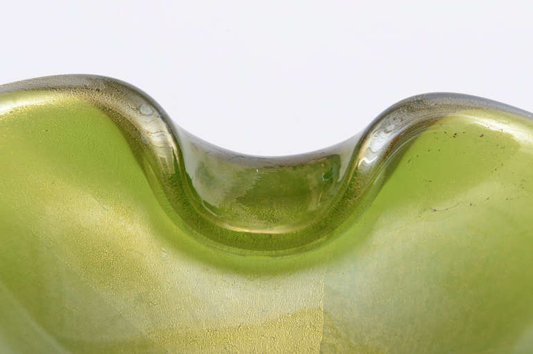 Murano Seguso Gold Iridescent Aventurine Glass Bowl Mid-Century Modern 2