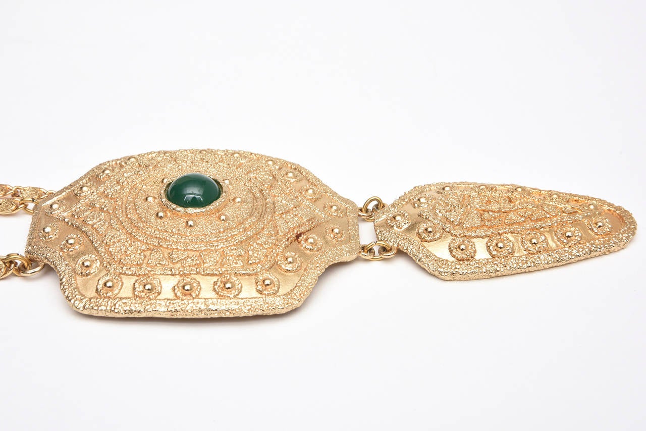  Napier Ägyptische Wiedergeburt Skulpturale Halskette Vintage im Angebot 5