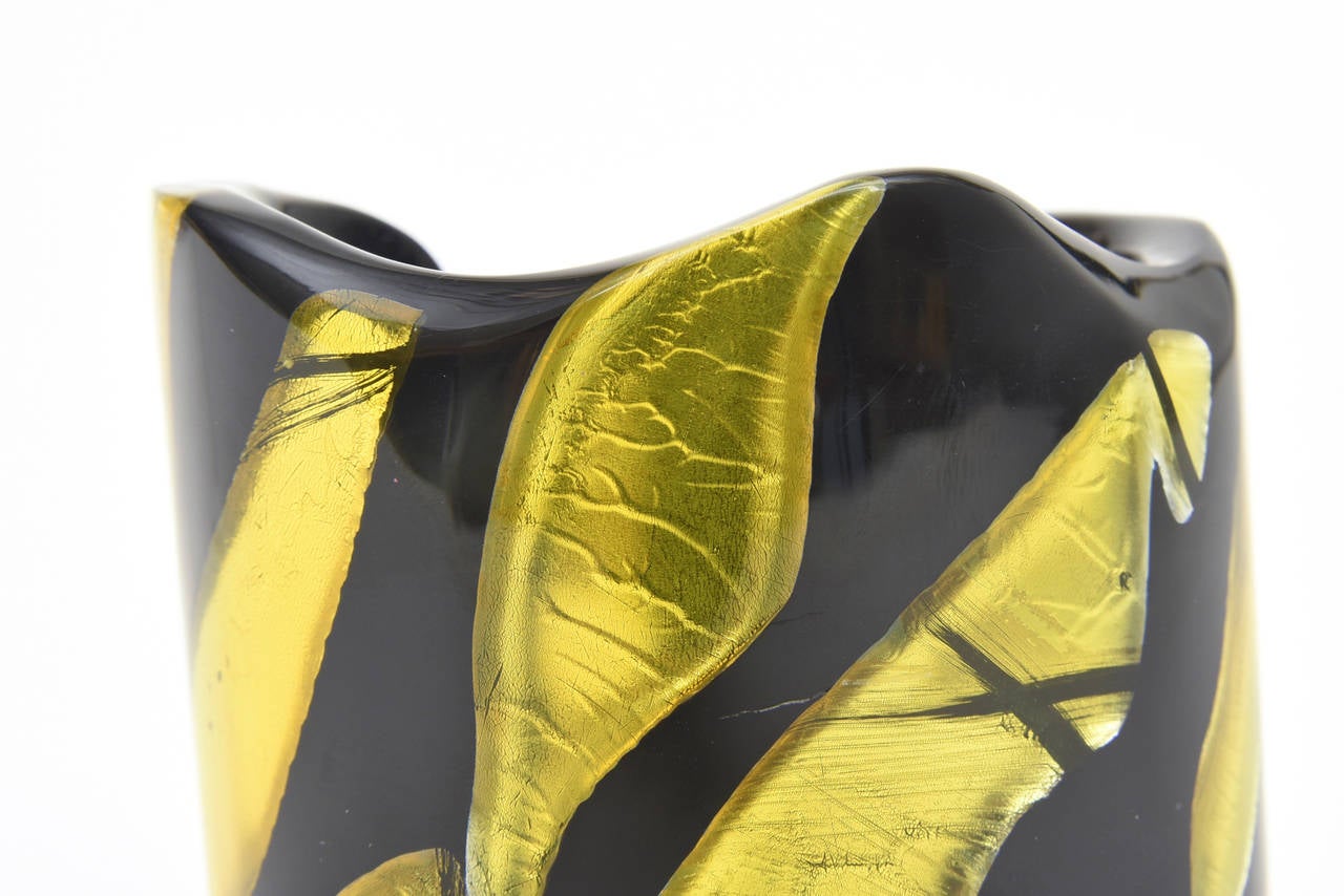 Frank Vigneri Bracelet manchette sculpturale en plexiglas chartreuse et noir  en vente 4